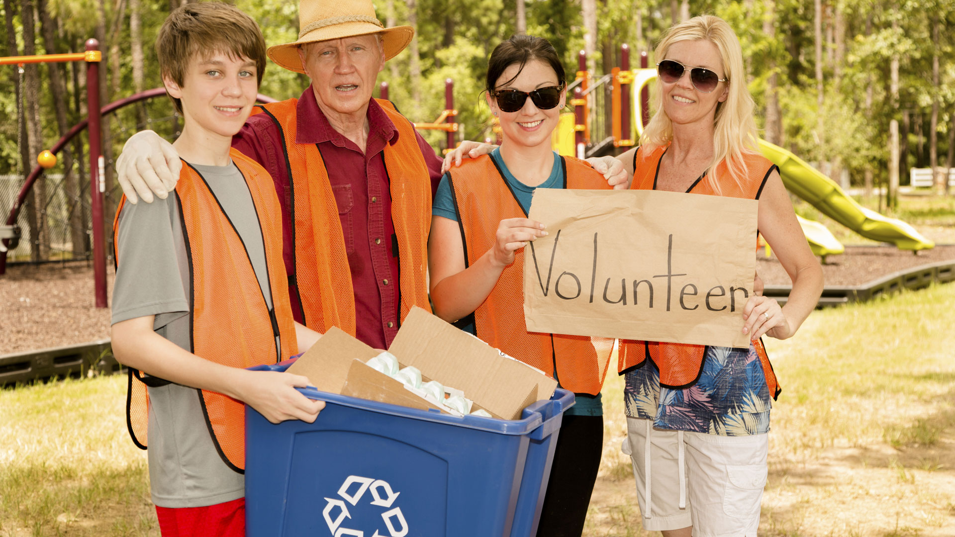 Volunteer Christmas 2024 Neet - Lacee Minette